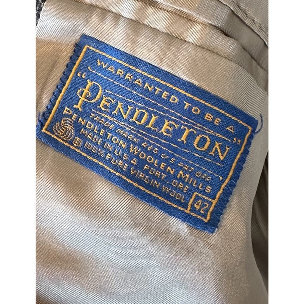 Vintage Pendleton Men’s Gray Elbow Patch Wool Sui… - image 4